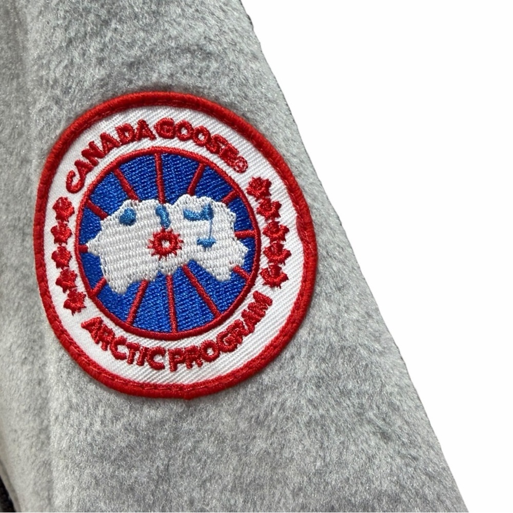 Canada Goose Women’s Kind Fleece Chilliwack Bomber Mist Grey Size XL - Picture 5 of 15